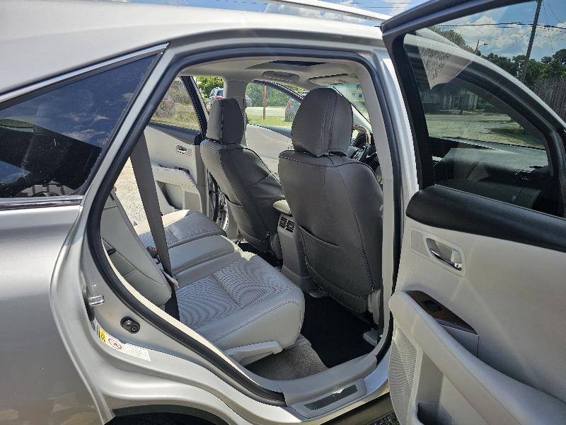 Lexus RX 350 FWD 2011