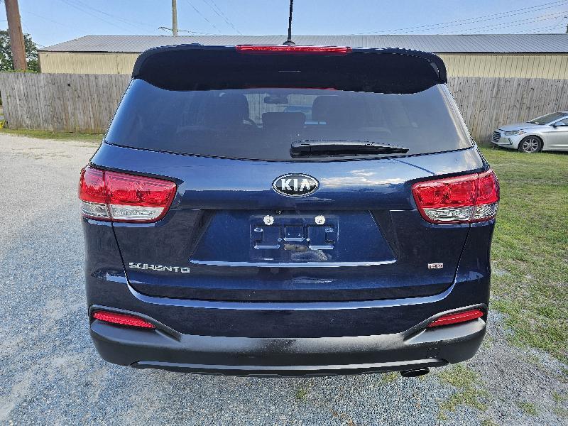 Kia Sorento LX 2WD 2017