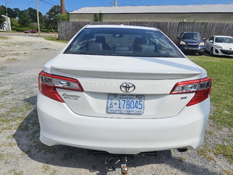 Toyota Camry L 2014