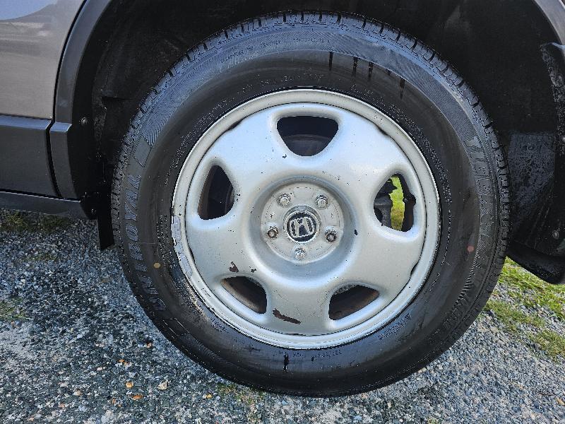 Honda CR-V LX 2WD 5-Speed AT 2011