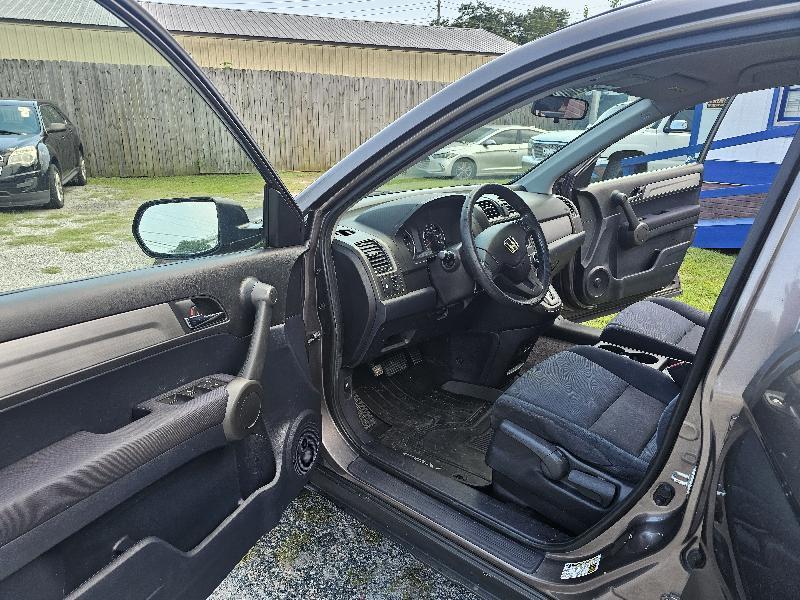 Honda CR-V LX 2WD 5-Speed AT 2011