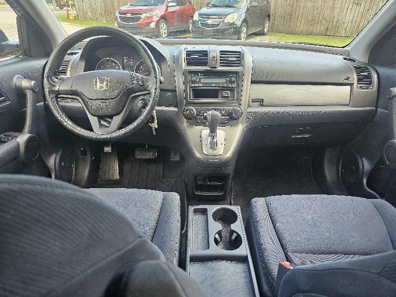 Honda CR-V LX 2WD 5-Speed AT 2011