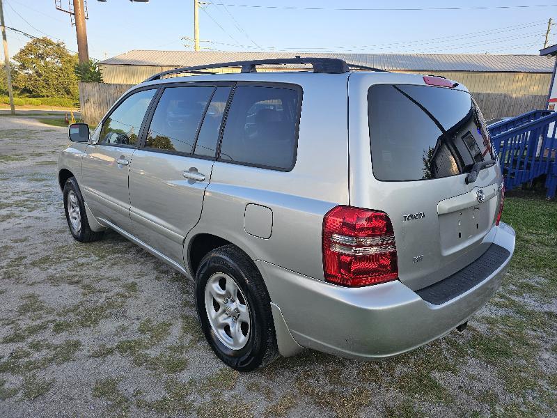 Toyota Highlander Limited V6 2WD 2002