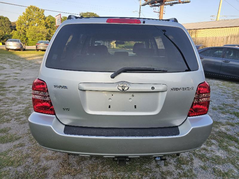 Toyota Highlander Limited V6 2WD 2002
