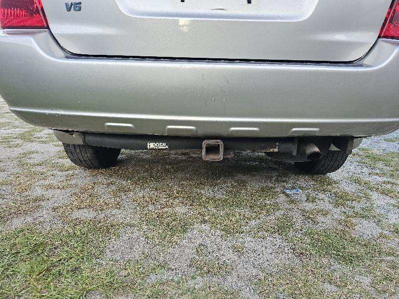 Toyota Highlander Limited V6 2WD 2002