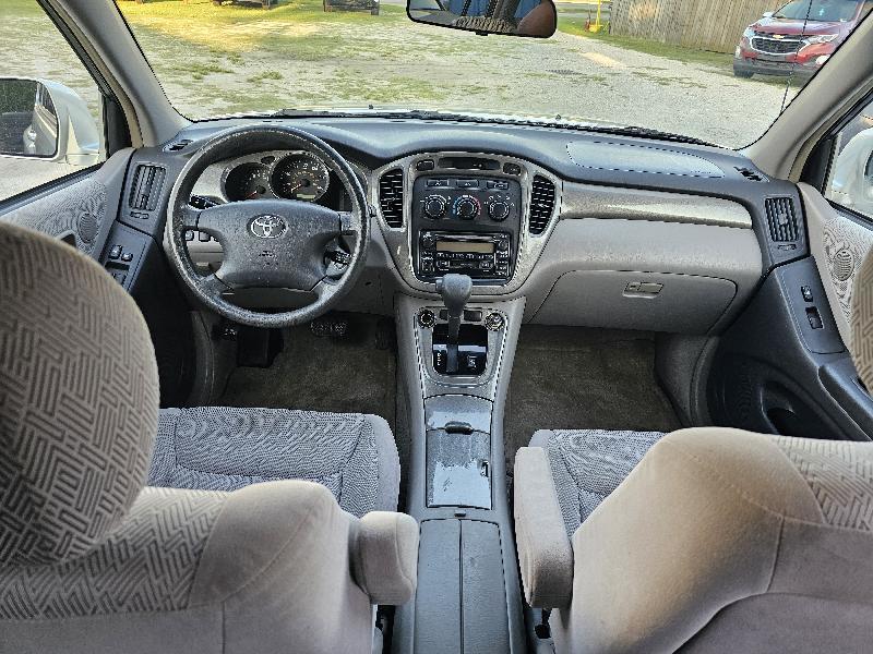 Toyota Highlander Limited V6 2WD 2002