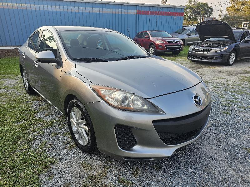 Mazda MAZDA3 i Touring 4-door 2012