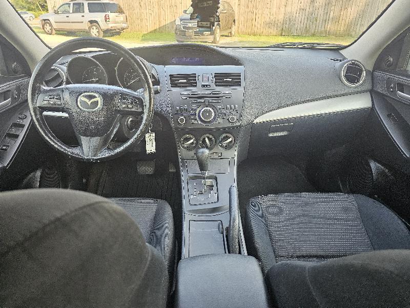 Mazda MAZDA3 i Touring 4-door 2012