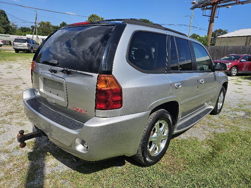 GMC Envoy Denali 4WD 2005