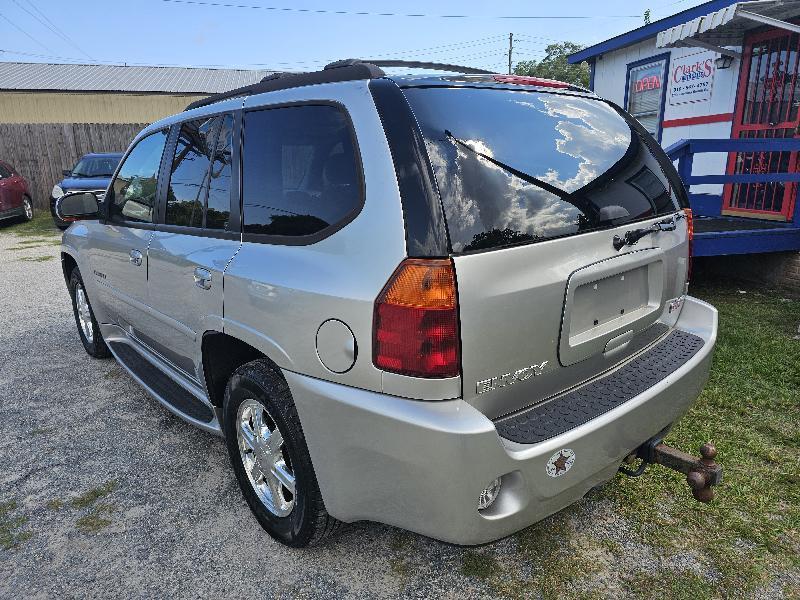 GMC Envoy Denali 4WD 2005