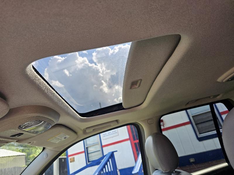 GMC Envoy Denali 4WD 2005