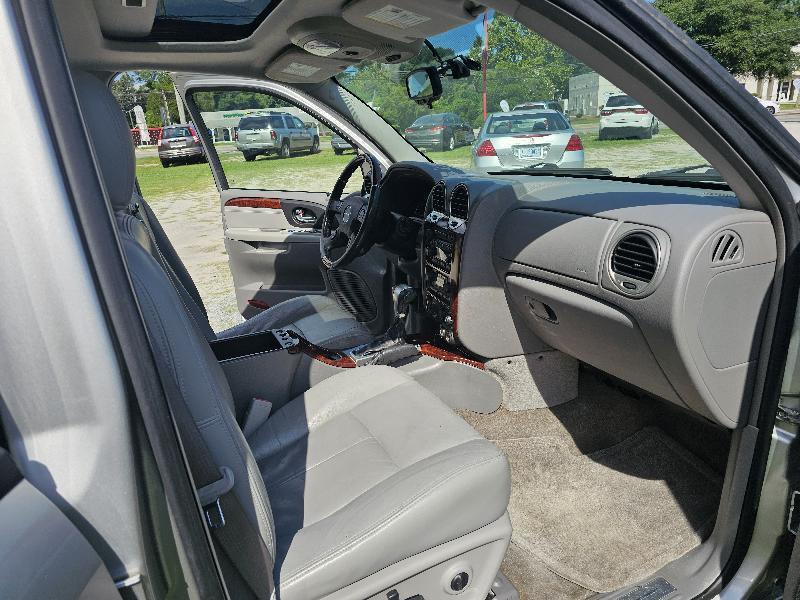 GMC Envoy Denali 4WD 2005