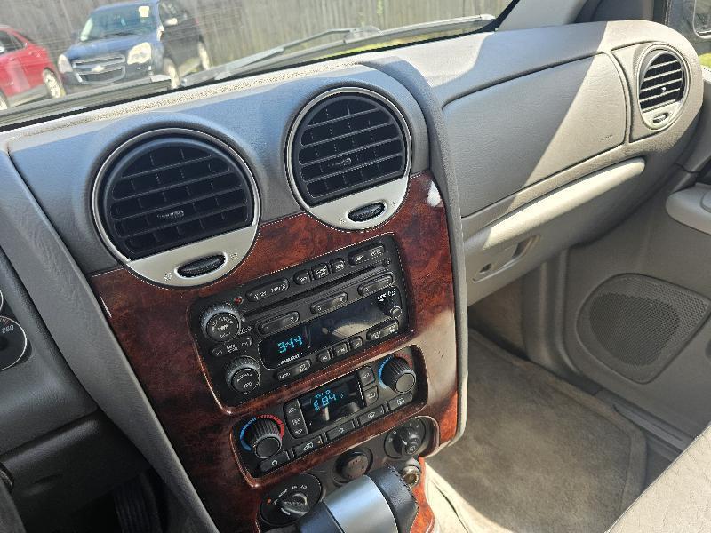 GMC Envoy Denali 4WD 2005
