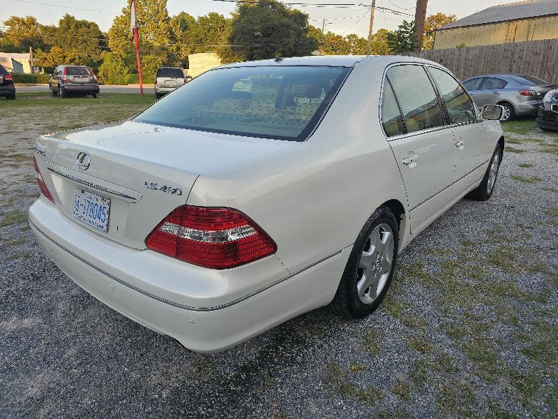 Lexus LS 430 Sedan 2004