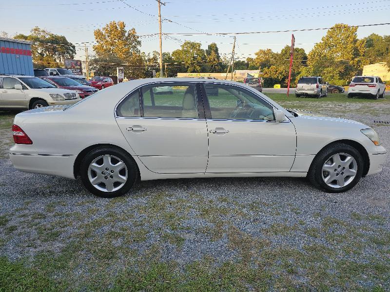 Lexus LS 430 Sedan 2004