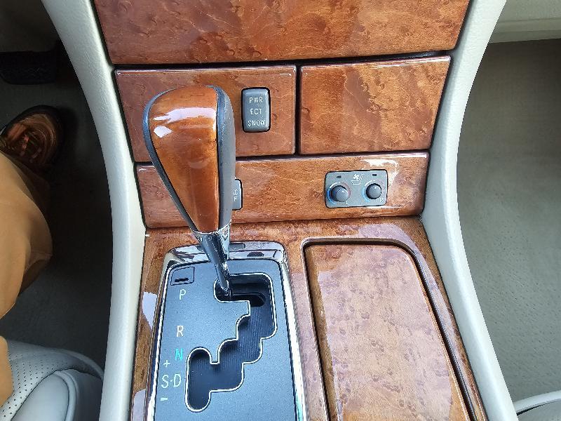 Lexus LS 430 Sedan 2004