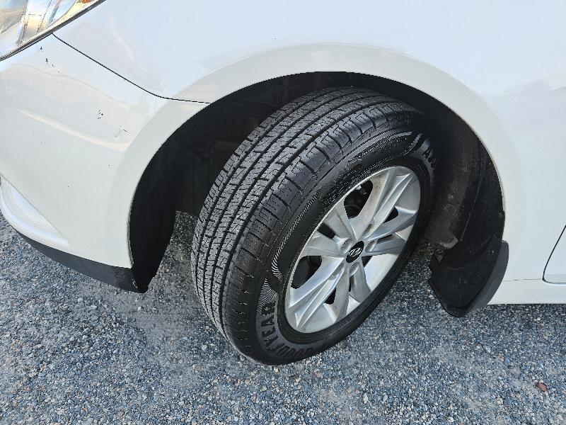 Hyundai Sonata GLS Auto 2012