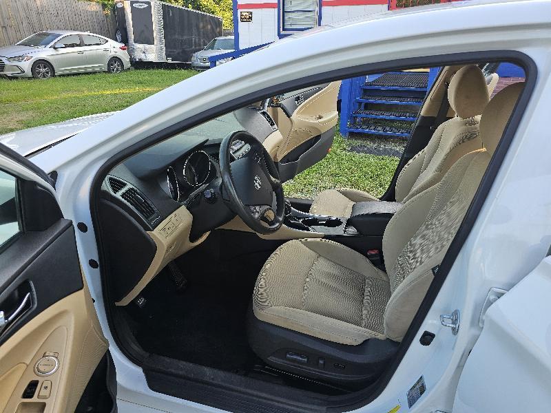 Hyundai Sonata GLS Auto 2012