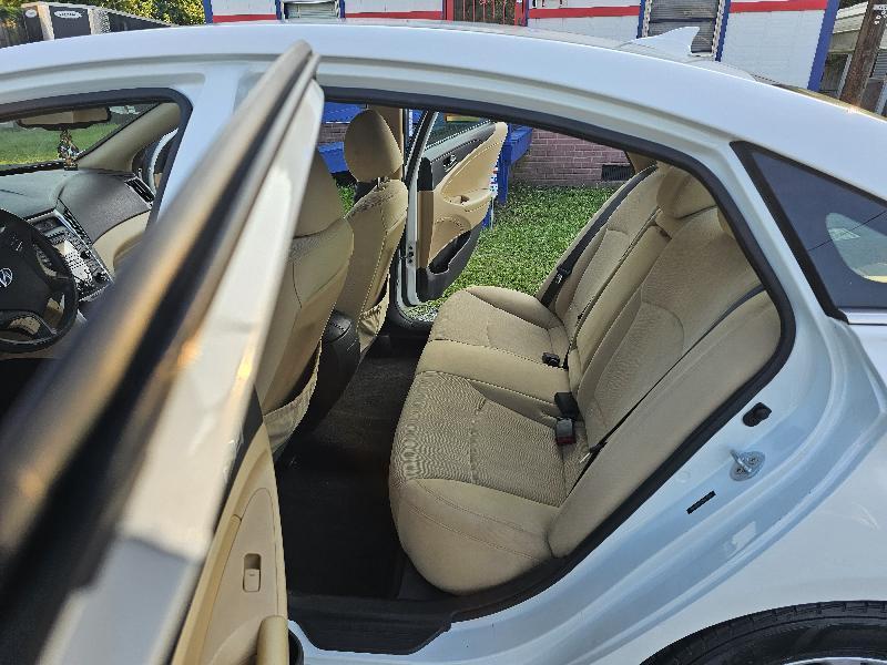 Hyundai Sonata GLS Auto 2012