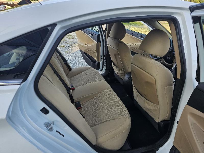 Hyundai Sonata GLS Auto 2012