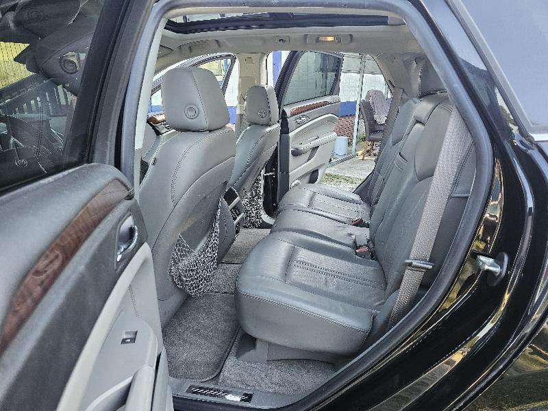 Cadillac SRX Luxury Collection 2010