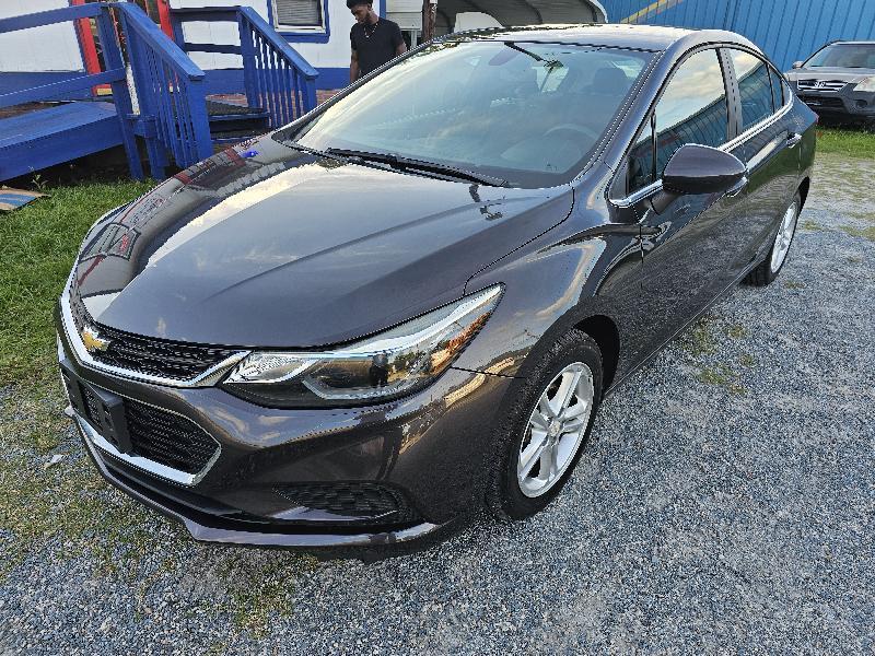 2017 Chevrolet Cruze LT Auto