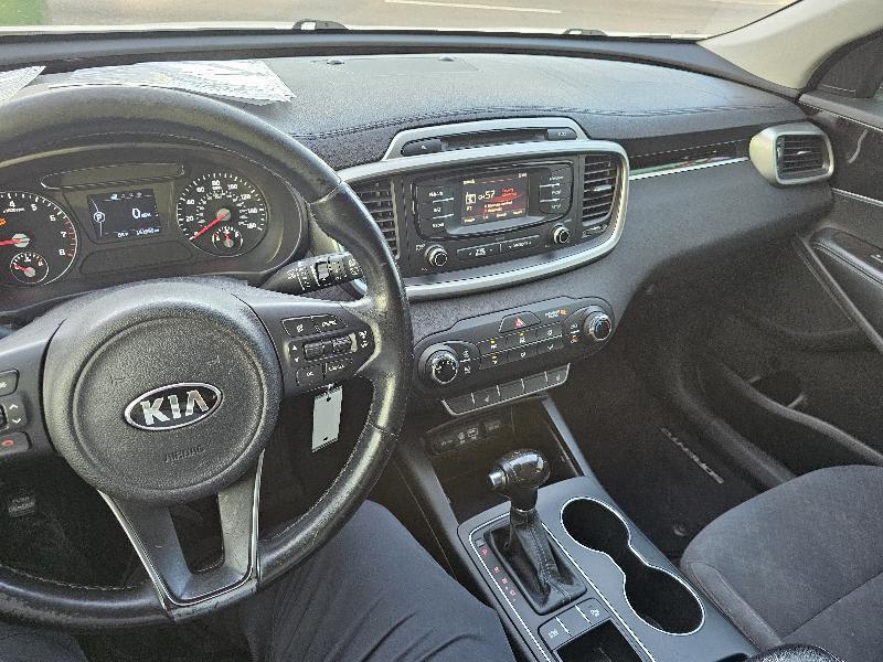 Kia Sorento LX 2WD 2016