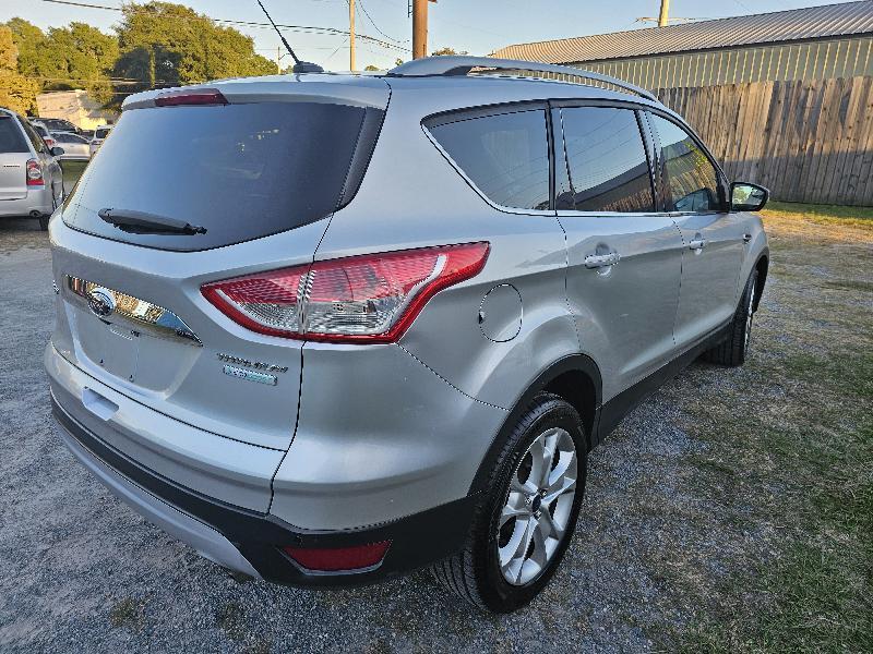 Ford Escape Titanium FWD 2016