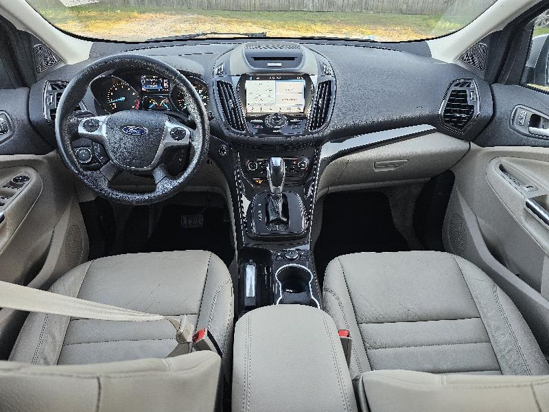 Ford Escape Titanium FWD 2016