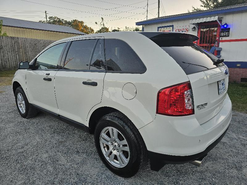 Ford Edge SE FWD 2011