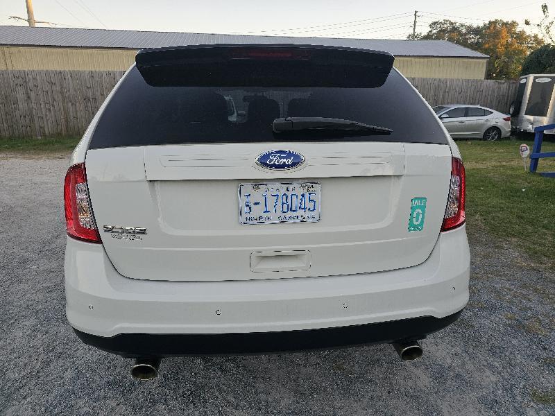 Ford Edge SE FWD 2011