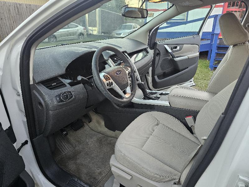 Ford Edge SE FWD 2011