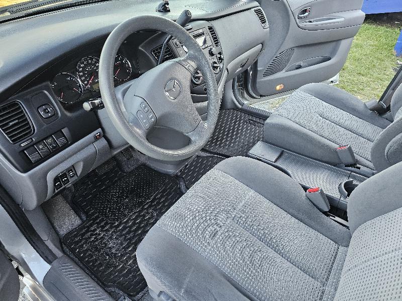 Mazda MPV LX 2005