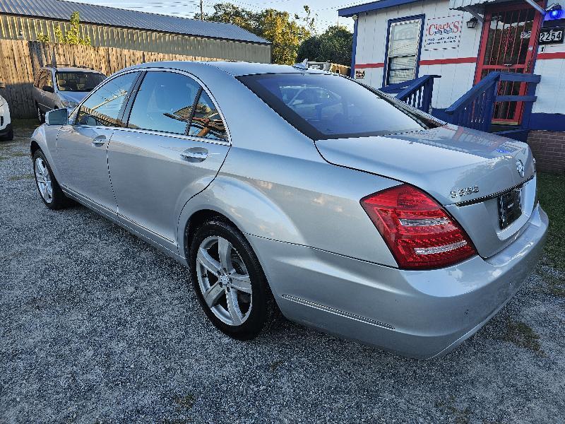 Mercedes-Benz S-Class S550 4-MATIC 2010