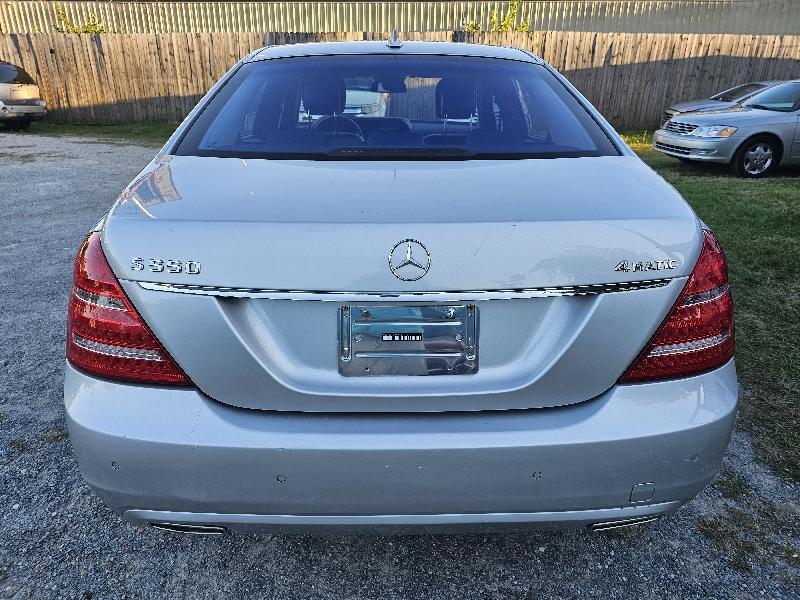 Mercedes-Benz S-Class S550 4-MATIC 2010