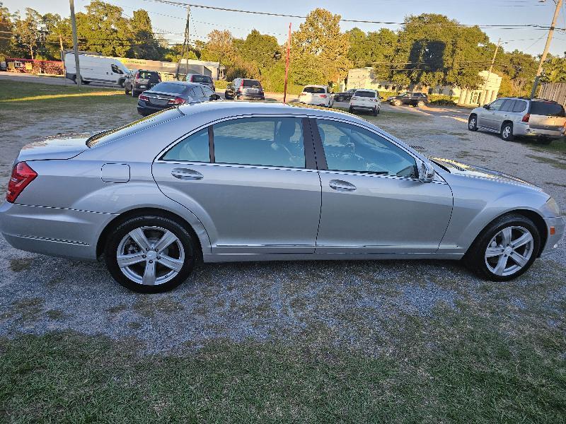 Mercedes-Benz S-Class S550 4-MATIC 2010