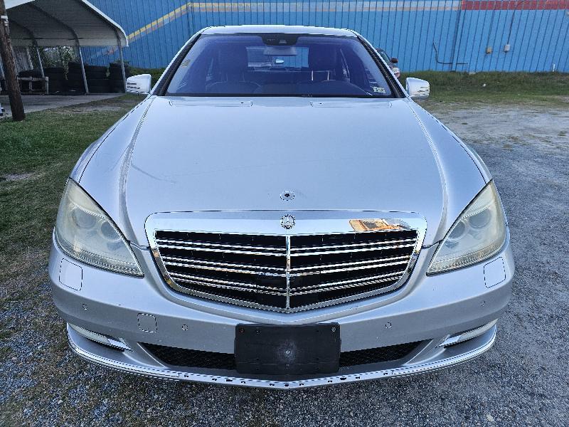 Mercedes-Benz S-Class S550 4-MATIC 2010