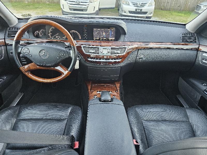 Mercedes-Benz S-Class S550 4-MATIC 2010