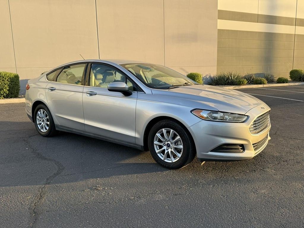 2015 Ford Fusion S FWD's photo