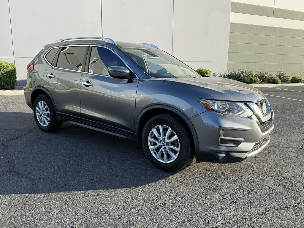 2020 Nissan Rogue SV FWD's photo