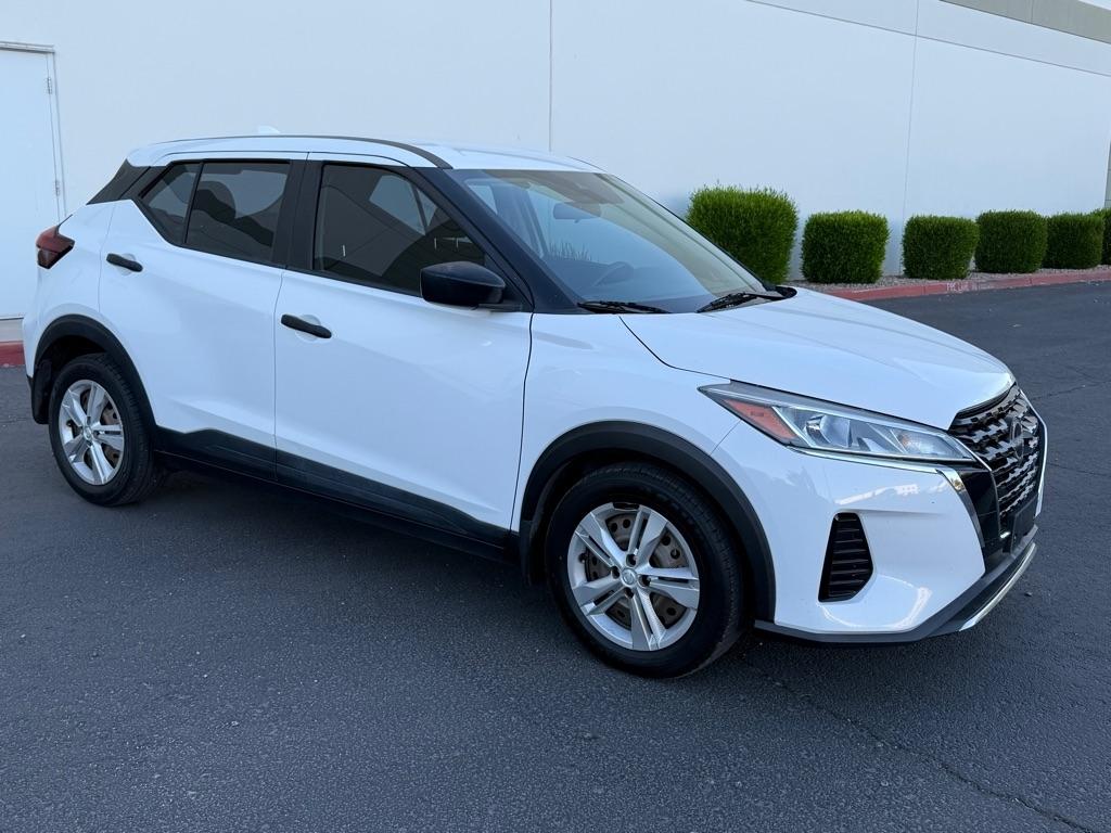 2022 Nissan Kicks S