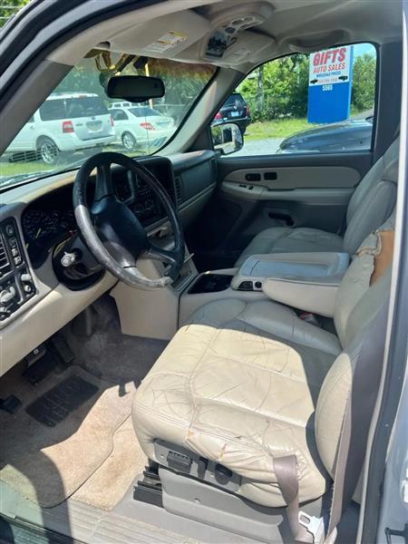 Chevrolet Suburban K1500 4WD 2001