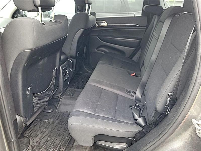 Jeep Grand Cherokee Laredo 2WD 2012