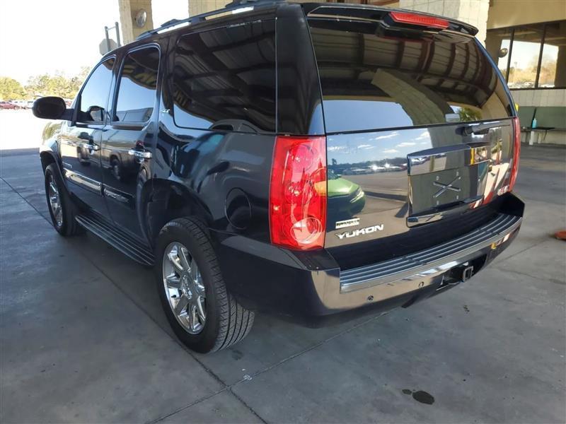 GMC Yukon SLT-1 4WD 2008