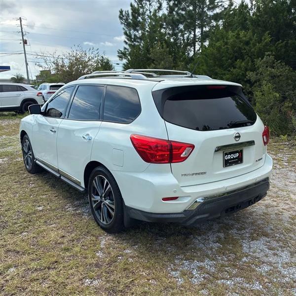 Nissan Pathfinder Platinum 2WD 2017