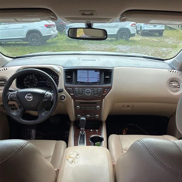 Nissan Pathfinder Platinum 2WD 2017