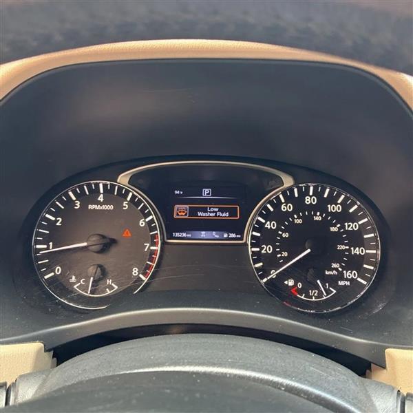 Nissan Pathfinder Platinum 2WD 2017