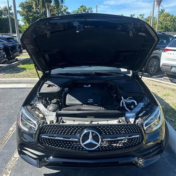 Mercedes-Benz GLC-Class GLC300 2020
