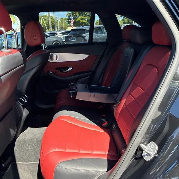 Mercedes-Benz GLC-Class GLC300 2020