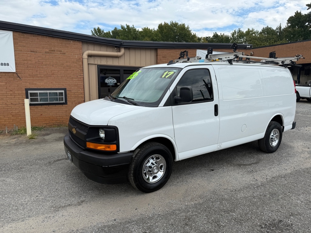 2017 Chevrolet Express Cargo Van RWD 2500 135"